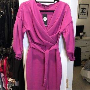 Boohoo magenta dress. Never worn, tags still on.
